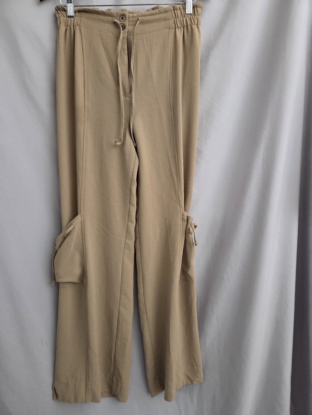 Neutral Beige Wide-Leg Cargo Pants with Drawstring Waist